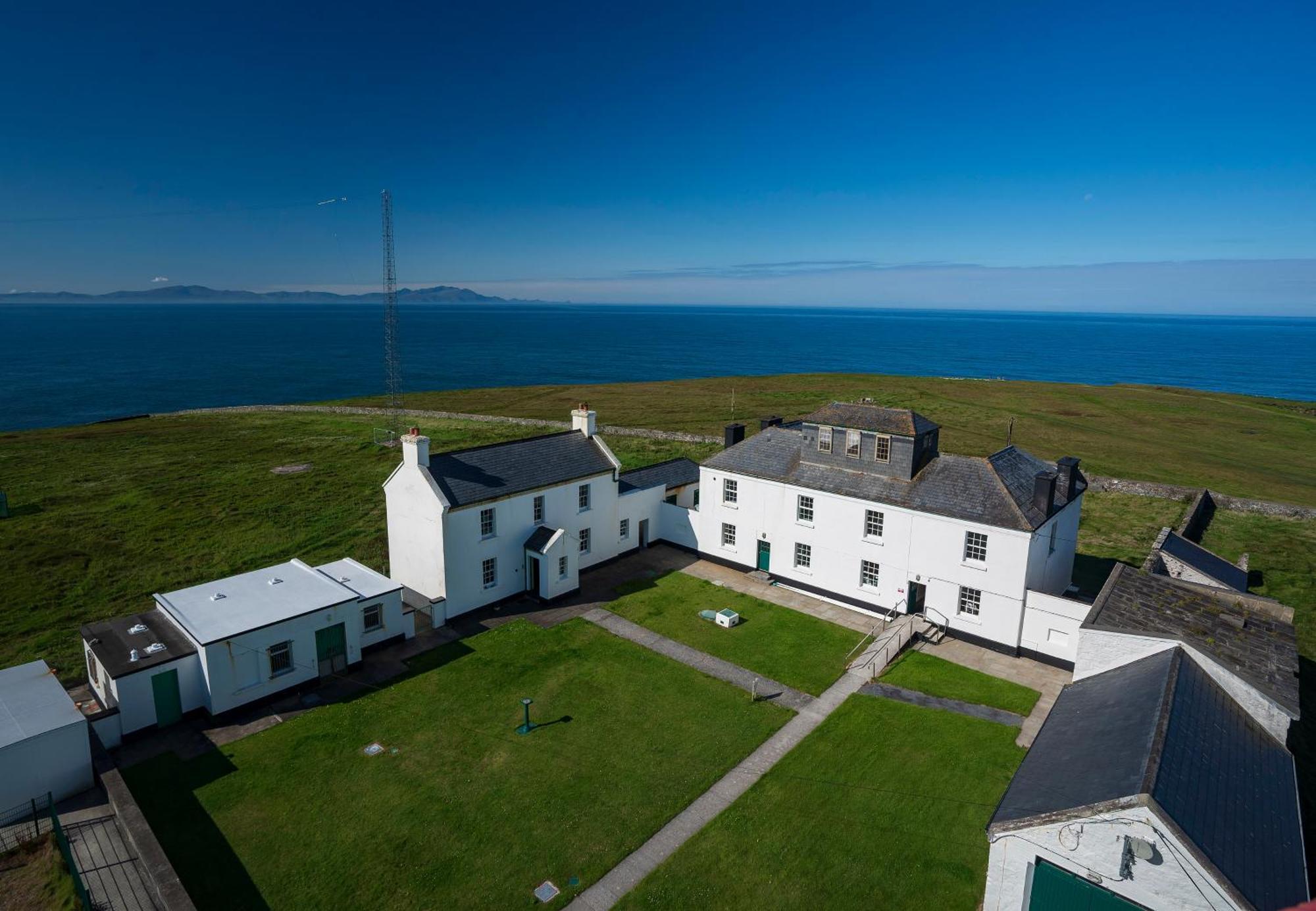 Loop Head Lighthouse Attendant'S Cottage Kilbaha Экстерьер фото